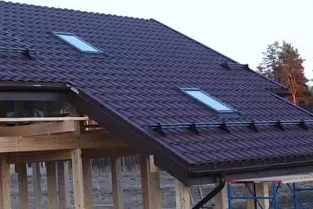Металлочерепица Гранд Лайн / Grand Line, коллекция Kredo, 0,5 Satin Zn 140, цвет RAL 3011 (красно-коричневый)