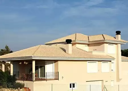 Металлочерепица Гранд Лайн / Grand Line, коллекция Kamea, 0,5 Satin Zn 140, цвет RAL 1015 (св. слоновая кость)