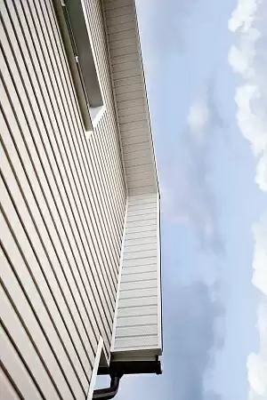 Софит Grand Line Classic с центральной перфорацией, 3.00*0.303 м, белый