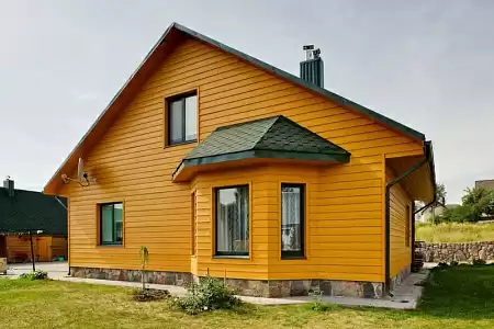 Фиброцементный сайдинг Cedral Lap Wood под дерево, 3600x190 мм, Коричневая глина (С21)