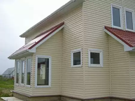Металлический сайдинг Гранд Лайн / Grand Line профиль Корабельная доска, PE 0.45, цвет Ral 1014 (слоновая кость)