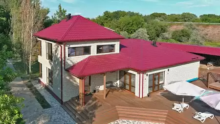 Металлочерепица Гранд Лайн / Grand Line, коллекция Classic, 0,5 Satin Zn 140, цвет RAL 3005 (красное вино)