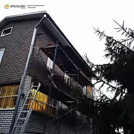 Монтаж фасада плиткой Hauberk в пос. Белоостров