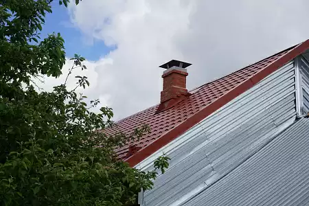 Металлочерепица Гранд Лайн / Grand Line, коллекция Kredo, 0,5 Satin Zn 140, цвет RAL 3011 (красно-коричневый)
