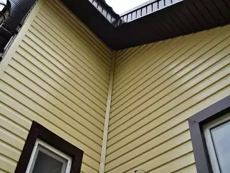 Металлический сайдинг Гранд Лайн / Grand Line профиль Корабельная доска, PE 0.45, цвет Ral 6002 (зеленая листва)
