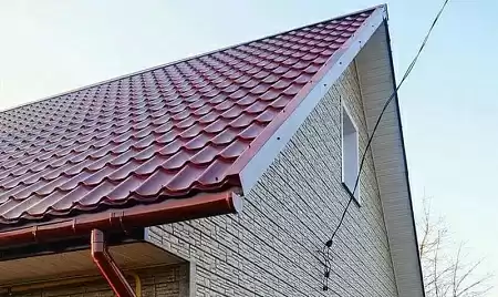 Металлочерепица Гранд Лайн / Grand Line, коллекция Kredo, 0,5 Satin Zn 140, цвет RAL 3005 (красное вино)