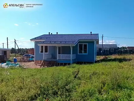 Монтаж металлочерепицы Grand Line + сайдинг Grand Line с водосточной системой п. Петровское
