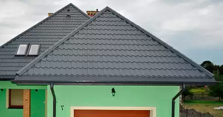 Металлочерепица Weckman / Векман Marette (тип 4) 0,5 мм, Pural 50 мкм, RR32 (коричневый), склад