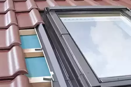 Оклад для профилированной кровли Fakro AHRD Z, 114x140