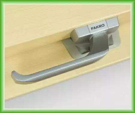 Эвакуационное окно Fakro / Факро FEP U3,  размер 94х140