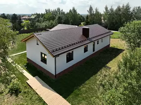 Металлочерепица Гранд Лайн / Grand Line, коллекция Classic, 0,5 Satin Zn 140, цвет RAL 8017 (шоколад)
