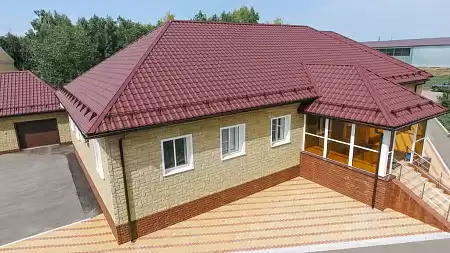 Металлочерепица Гранд Лайн / Grand Line, коллекция Kredo, 0,5 Satin Zn 140, цвет RAL 3005 (красное вино)