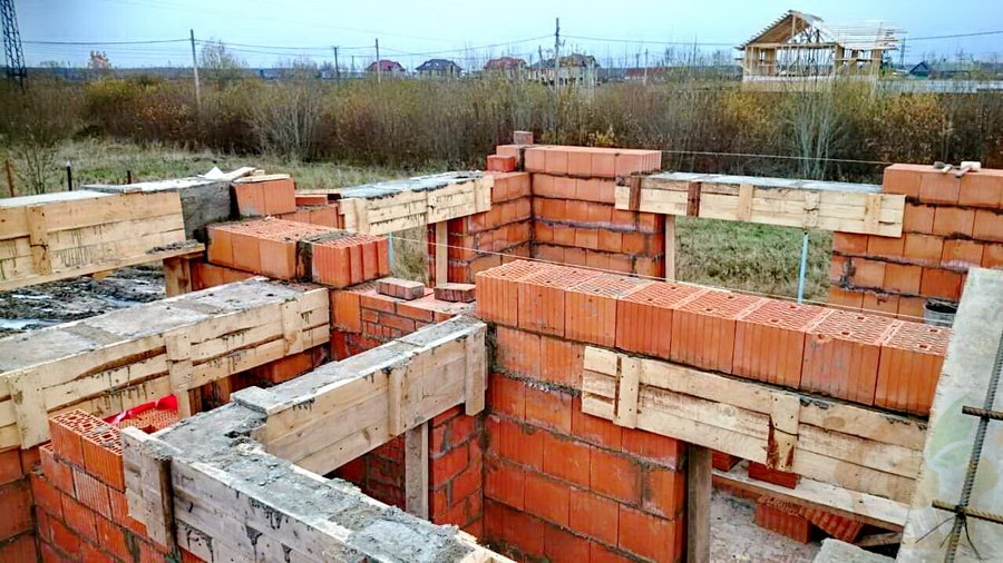 ÐÐ¸ÑÐ¿Ð¸ÑÐ½ÑÐ¹ Ð´Ð¾Ð¼: Ð·Ð°Ð»Ð¸Ð²ÐºÐ° Ð¿ÐµÑÐµÐºÑÑÑÐ¸Ñ