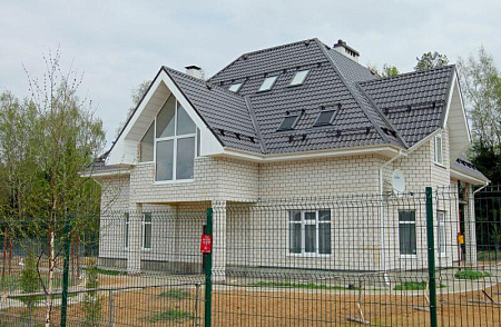 Металлочерепица Гранд Лайн / Grand Line, коллекция Classic, 0,5 Satin Zn 140, цвет RAL 7004 (сигнально-серый)