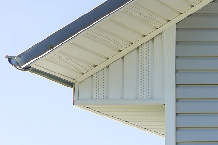 Софит Estetic Grand Line, профиль тройной, 0.246х3.0 м, со скрытой перфорацией, коричневый