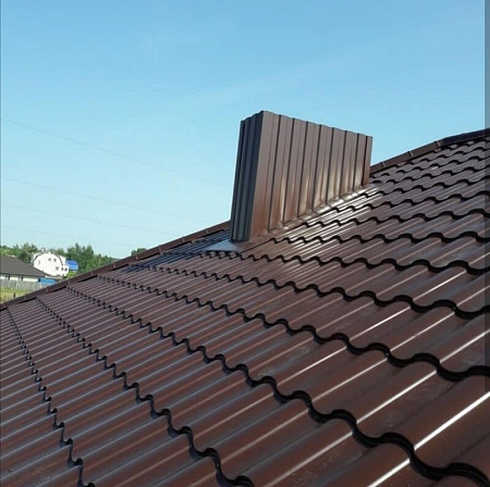 Металлочерепица Гранд Лайн / Grand Line, коллекция Kredo, 0,5 Satin Zn 140, цвет RAL 8017 (шоколад)