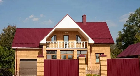 Металлочерепица Гранд Лайн / Grand Line, коллекция Classic, 0,5 Satin Zn 140, цвет RAL 3005 (красное вино)