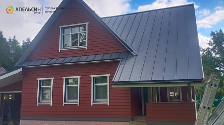 Реконструкция кровли и монтаж фасада в Вырице Реконструкция кровли и монтаж фасада в Вырице