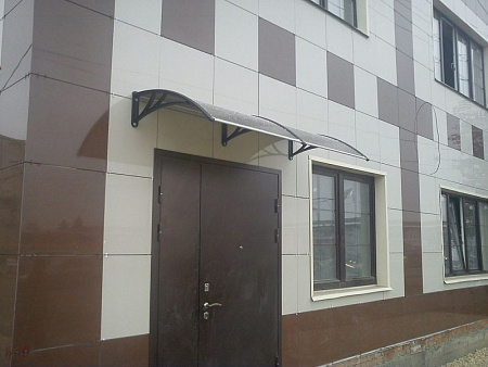 Защитные козырьки STOPrain Fakro из поликарбоната, 150х93х28, молочный Защитные козырьки STOPrain Fakro из поликарбоната, 150х93х28, молочный