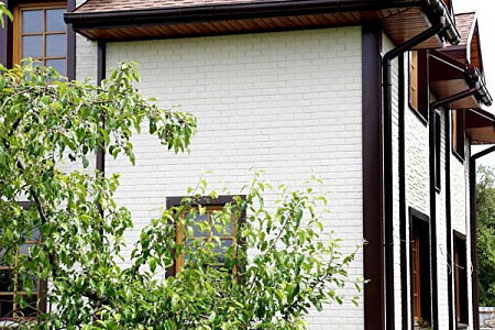 Фасадная панель Grand Line Design Plus, Состаренный кирпич 1109х418 мм, ваниль