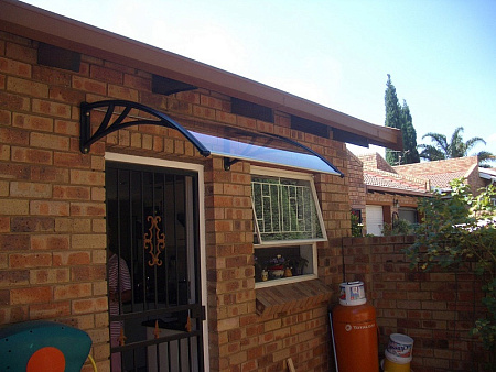 Защитные козырьки STOPrain Fakro из поликарбоната, 120х93х28, прозрачный