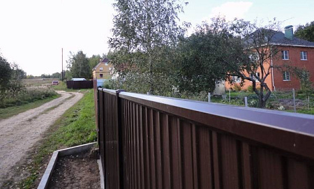 Модульное ограждение Гранд Лайн / Grand Line Estet, Pe, высота 2 м, стойка 3 м, цвет RAL 3005 (вишня) Модульное ограждение Гранд Лайн / Grand Line Estet, Pe, высота 2 м, стойка 3 м, цвет RAL 3005 (вишня)