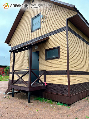 Монтаж кровли волнового профиля Grand Line Classic + Фасадных панелей Ю-Пласт Stone House (с цоколем) г.п. Рахья 