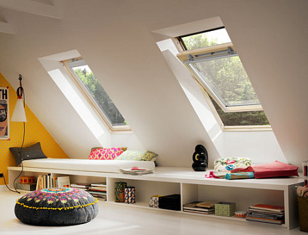 Мансардное окно однокамерное с вентклапаном Velux GZL 1051B CK04, ручка снизу, 55x98